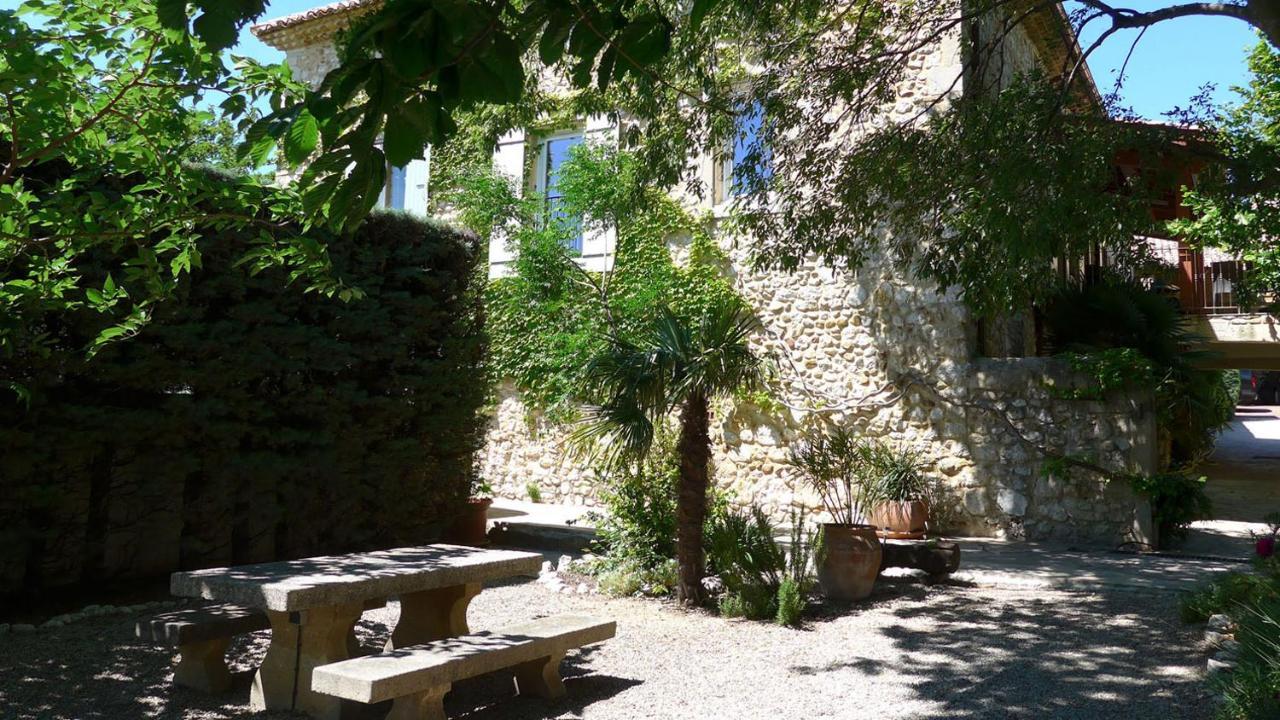 Gites Au Chateau Des Estubiers Les Granges-Gontardes Exterior photo