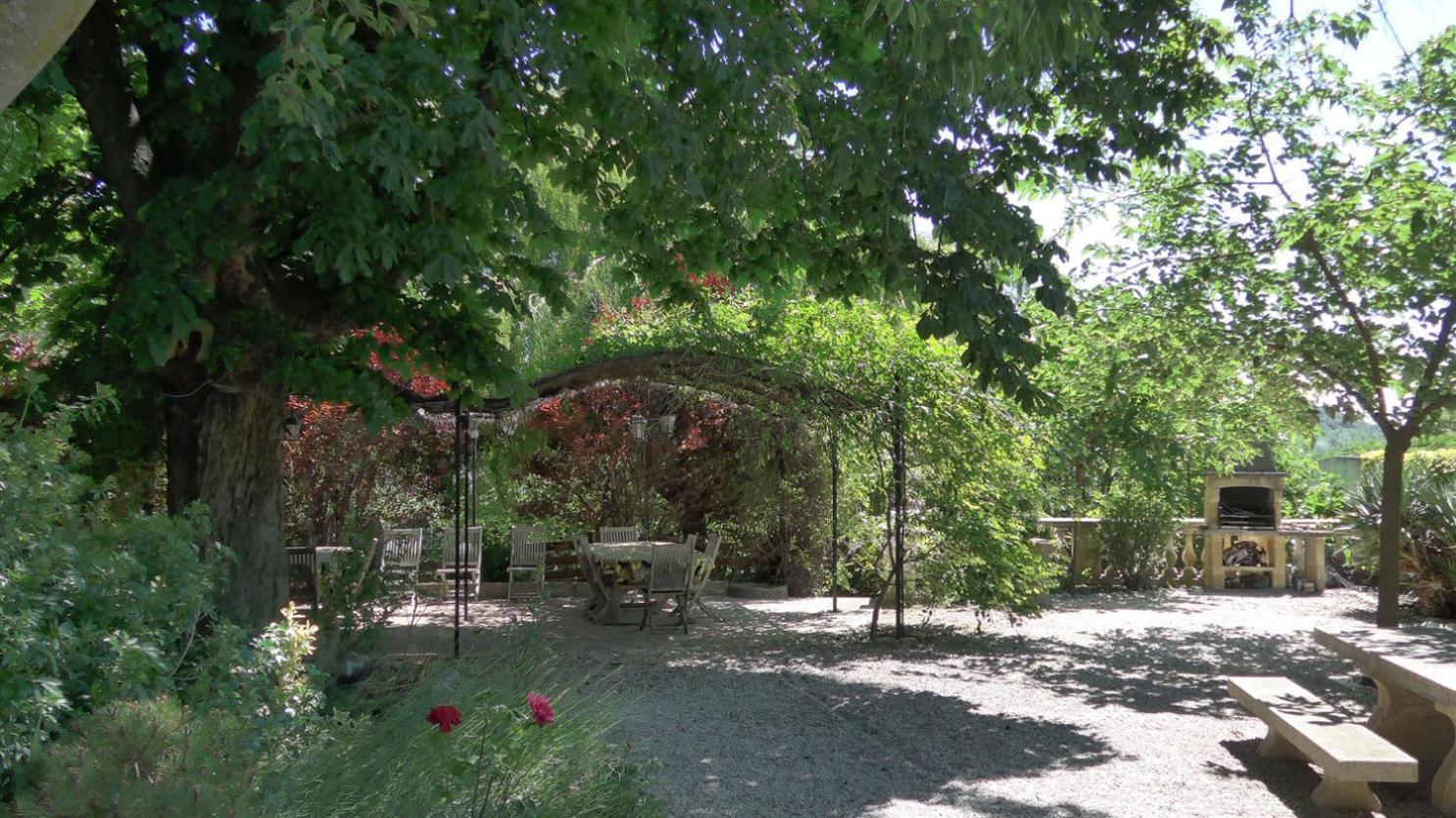 Gites Au Chateau Des Estubiers Les Granges-Gontardes Exterior photo